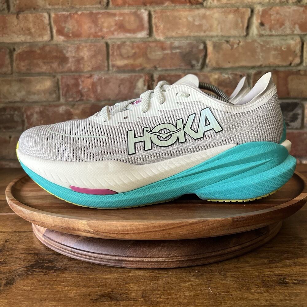 Hoka One One Mach X 2 Max Cushion Womens 9.5 Running Carbon Racing Shoes Sneaker